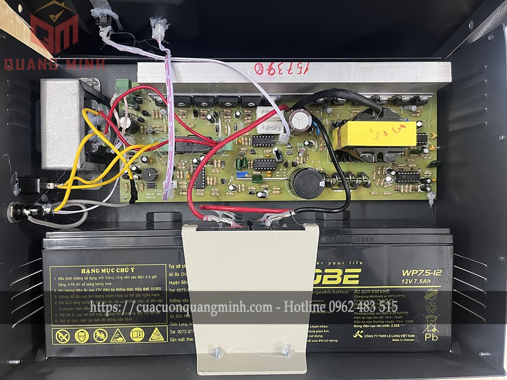 cách sử dụng bộ lưu điện cửa cuốn (1)