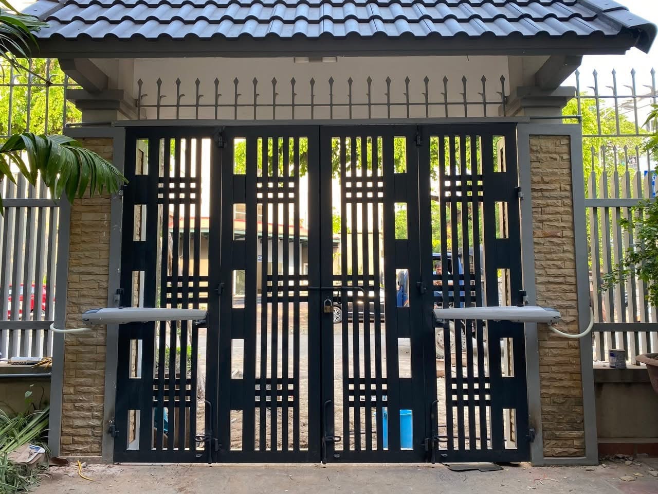 sửa cổng tự dộng (2)