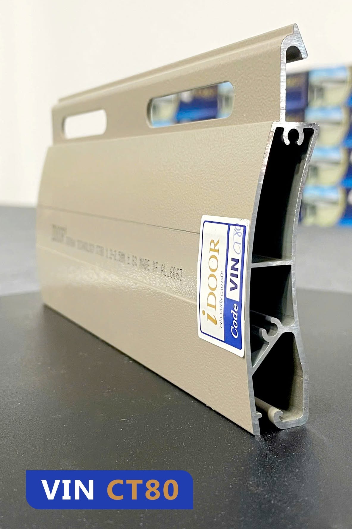 Nan cửa cuốn Idoor CT80 (1)