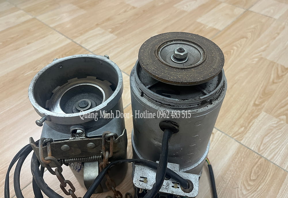 phanh motor cửa cuốn (1)