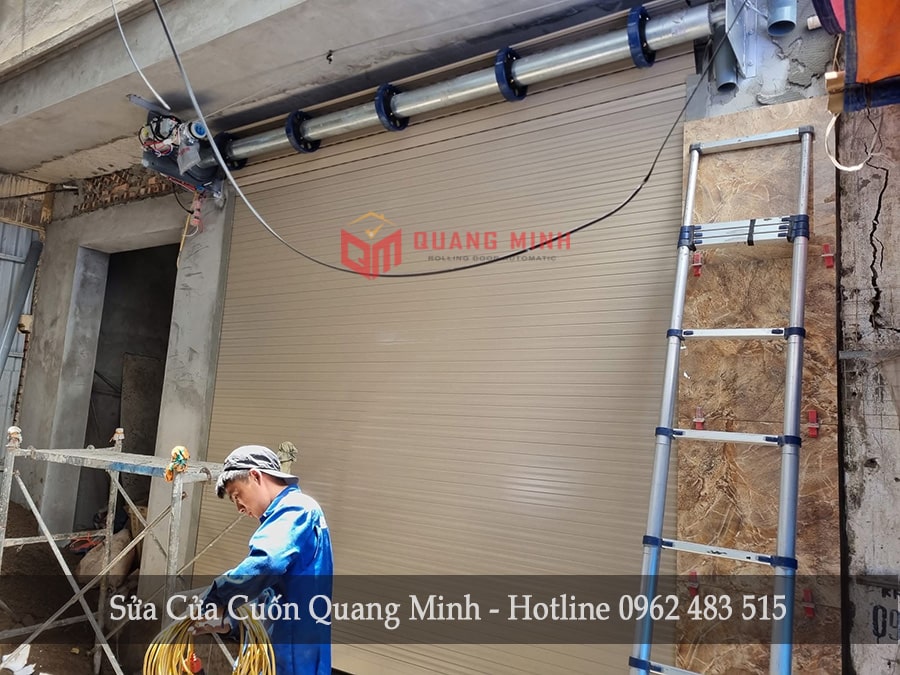Sửa cửa cuốn quang minh (10)