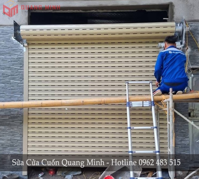 Sửa cửa cuốn quang minh (11)