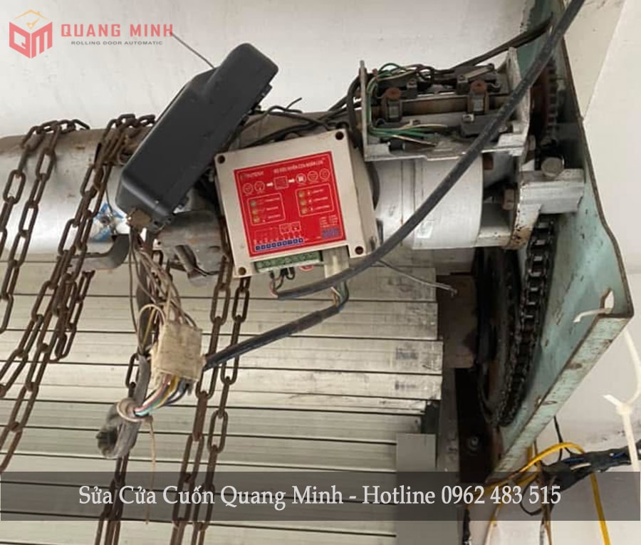 Sửa cửa cuốn quang minh (31)