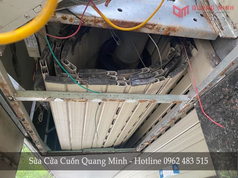 Sửa cửa cuốn quang minh (32)
