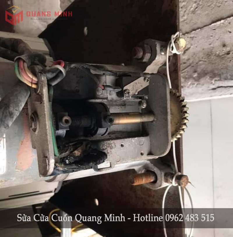 Sửa cửa cuốn quang minh (39)