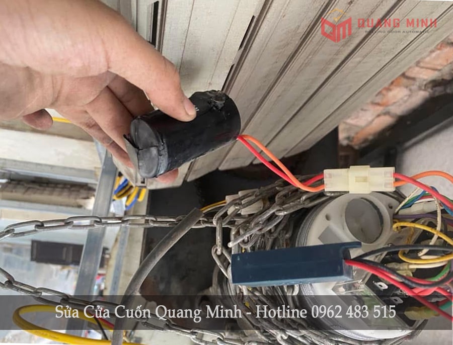 Sửa cửa cuốn quang minh (4)