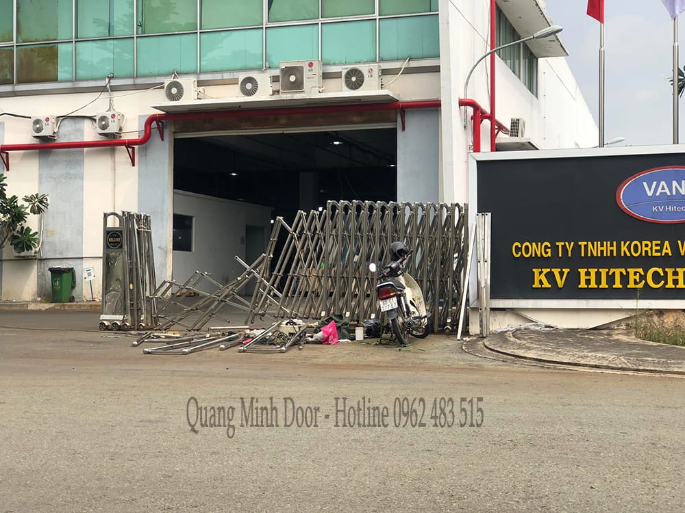 lắp đặt sửa chữa cổng xếp (7)